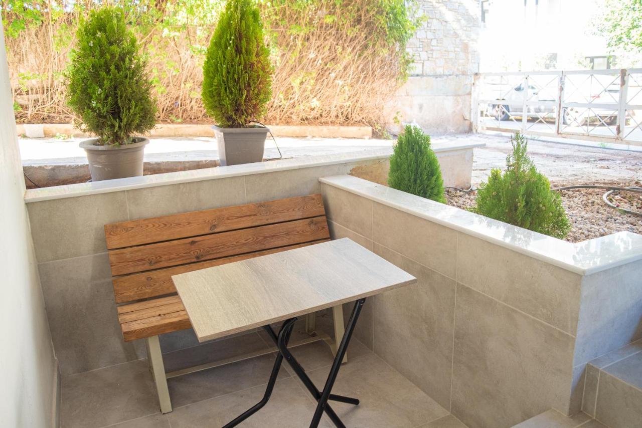 Apartament Naiads Nest - The Garden Gem Warkiza Zewnętrze zdjęcie