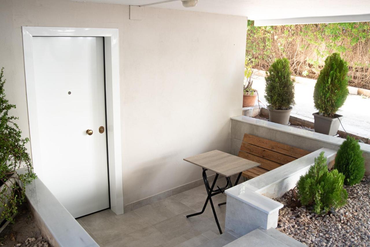 Apartament Naiads Nest - The Garden Gem Warkiza Zewnętrze zdjęcie
